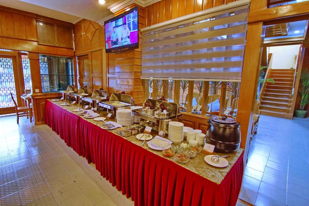 Hotel Dingar Mandalay Exteriör bild